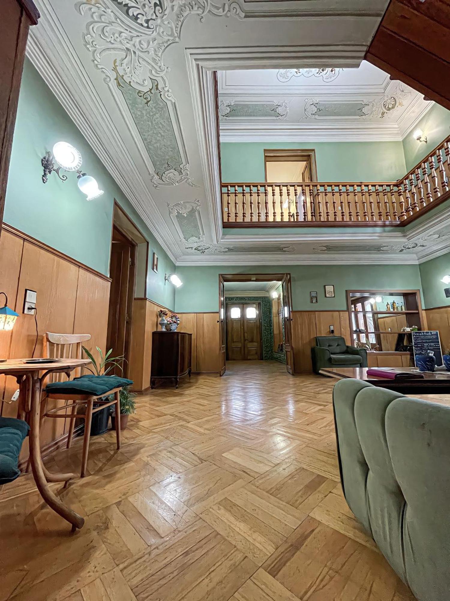 Гостевой дом Top Floor Телави Экстерьер фото
