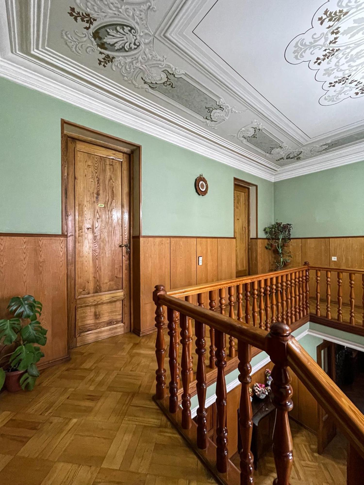 Гостевой дом Top Floor Телави Экстерьер фото