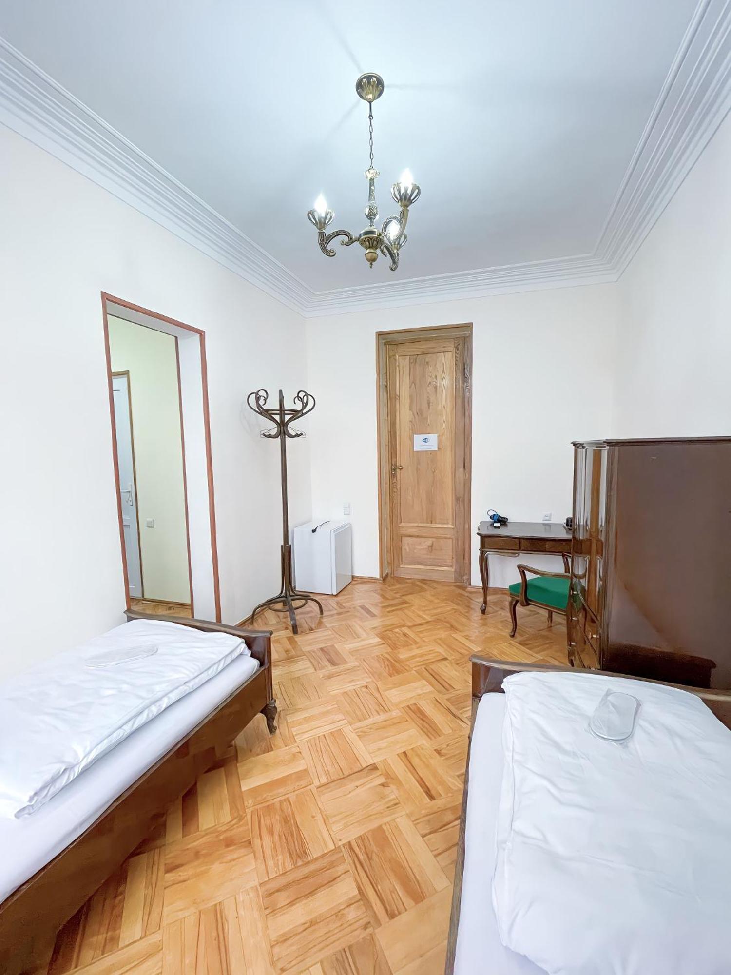 Гостевой дом Top Floor Телави Экстерьер фото