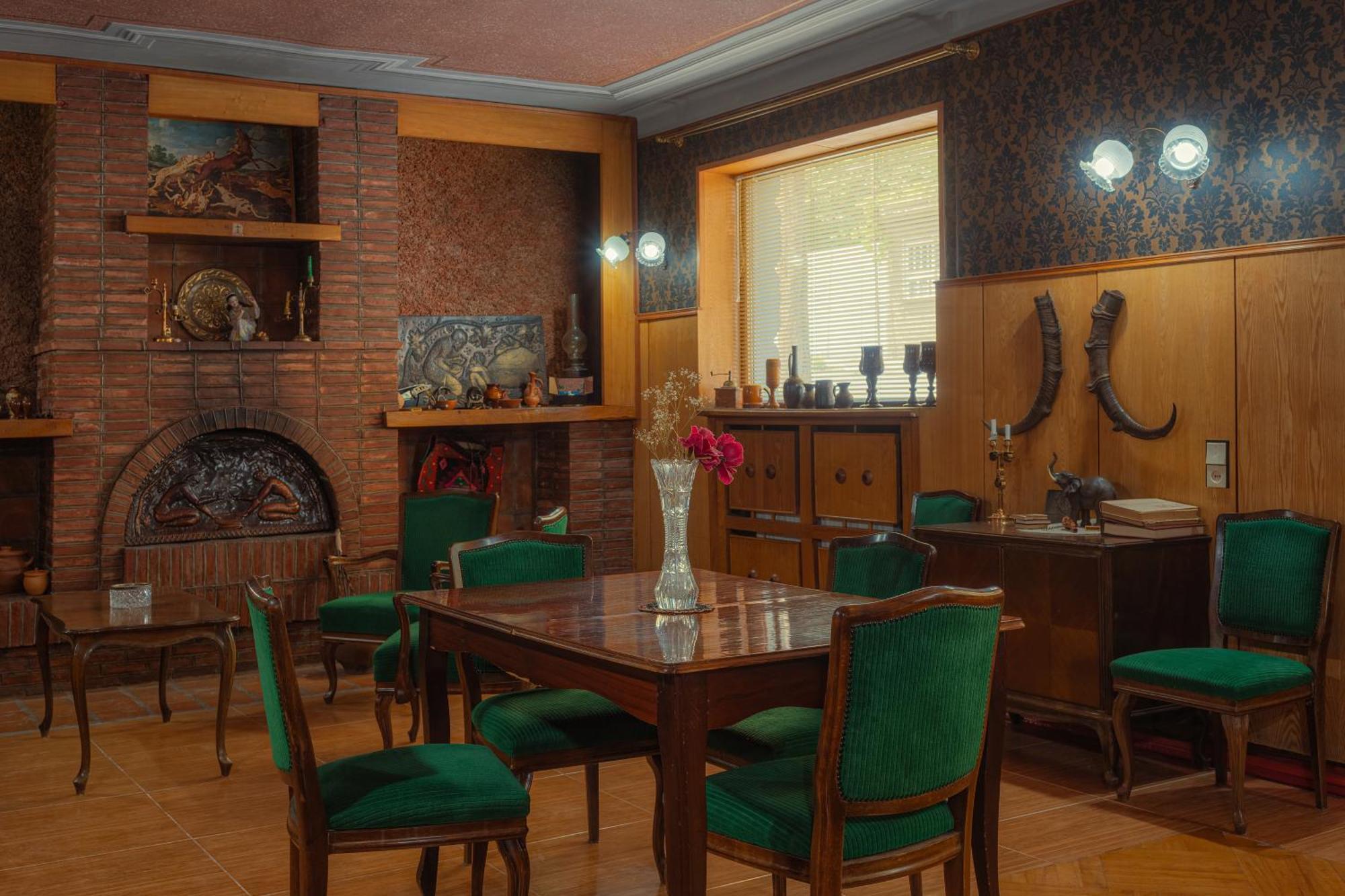 Гостевой дом Top Floor Телави Экстерьер фото
